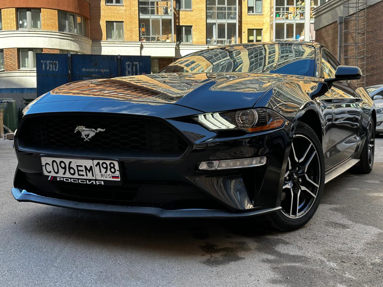 Ford Mustang 2020 .
